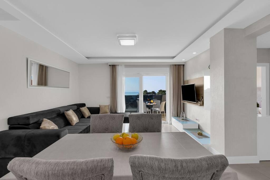 Apartment Hrvoje -Nur 50M Bis Zum Meer - Makarska Exklusiv Promajna Exterior foto