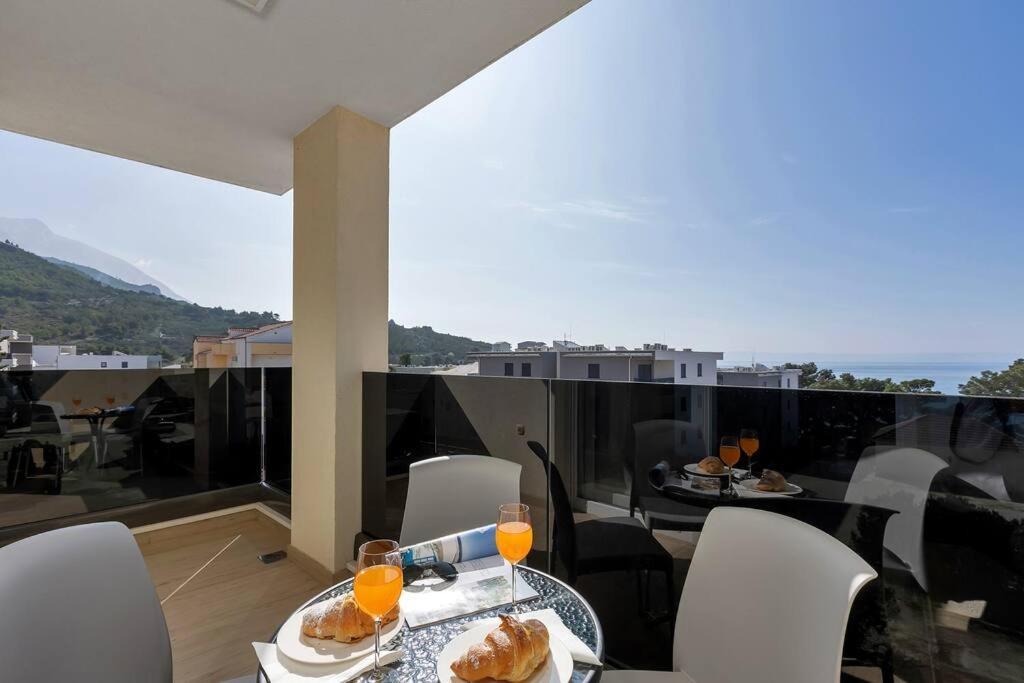Apartment Hrvoje -Nur 50M Bis Zum Meer - Makarska Exklusiv Promajna Exterior foto